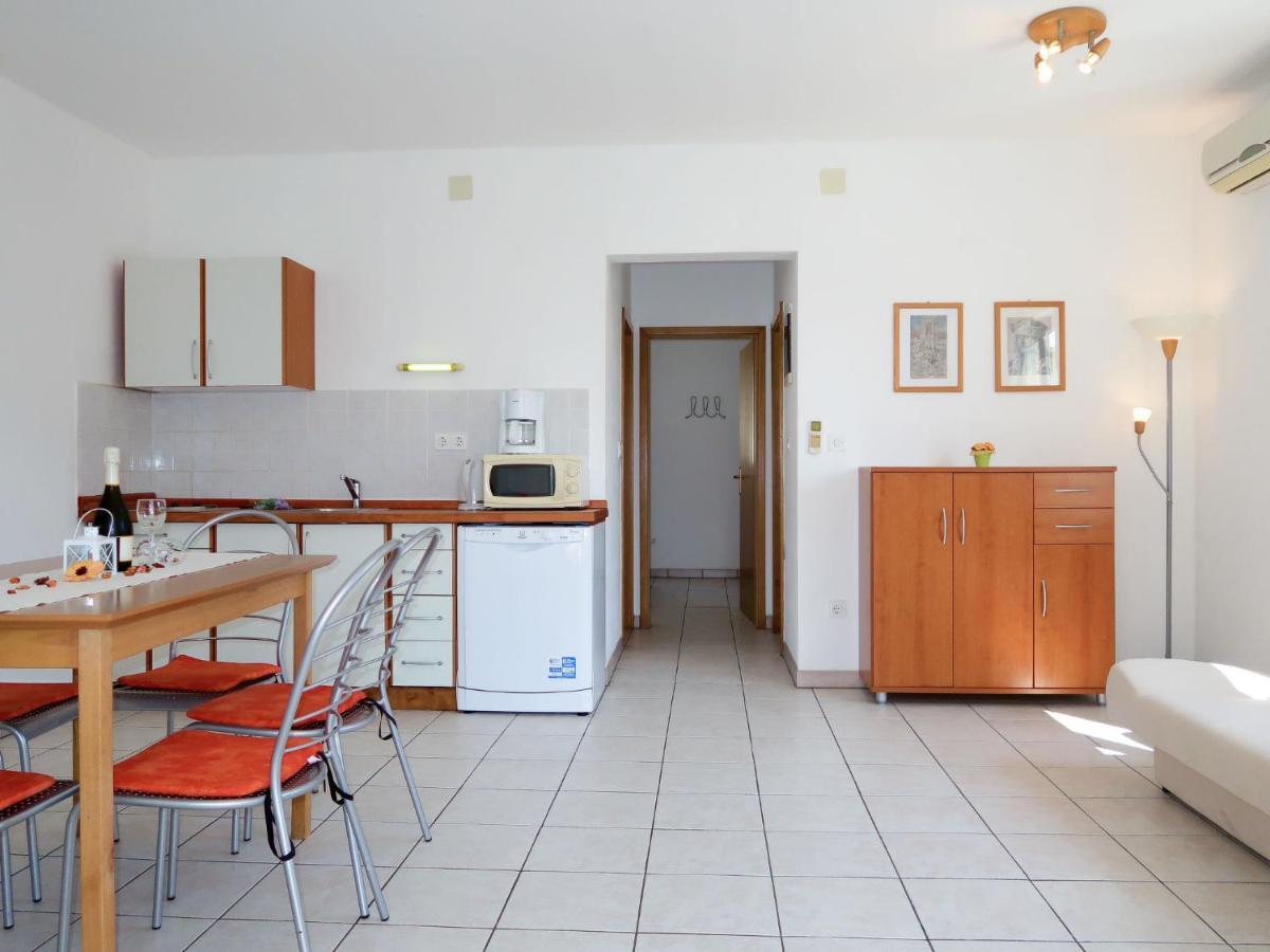 Apartment Andrea - Rab102 By Interhome Barbat na Rabu 외부 사진